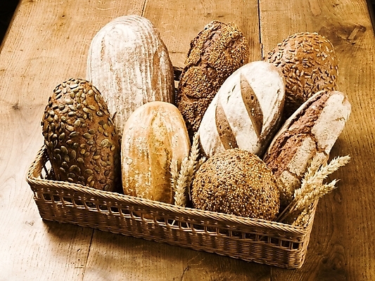 포토 JPG 해외이미지 잡화 음식 빵 다이어트 탁자 해바라기 종류 씨앗 사람없음 목재 갈색 바구니 침묵 빵집 껍질 시골 신선 선택 상품 밀 굽기 깨 모음 덩어리 아마 통밀 해외202004 해외202105 해외포토 나무 식물 꽃 컬러 가구 컨셉 식재료 재료 곡류 건강 상점 소리 조미료 구이 파일형식