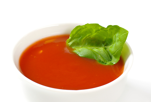 포토 JPG 해외이미지 스튜디오촬영 접시 음식 토마토 채소 부분 사람없음 빨간색 사발 백자 핸드메이드 해외202004 해외202105 해외포토 식기 컬러 실내 도자기 사기그릇 파일형식