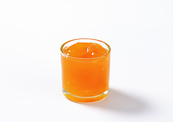 포토 JPG 해외이미지 스튜디오촬영 실내 사람없음 흰배경 유리그릇 과일잼 살구잼 해외202004 해외202105 해외포토 그릇 백그라운드 유리 내부 흰색 잼 파일형식