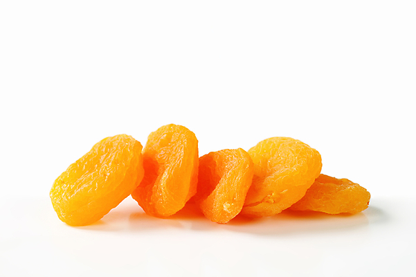 포토 JPG 해외이미지 실내 사람없음 흰배경 건과일 살구 해외202004 해외202105 해외포토 백그라운드 과일 건조 내부 흰색 파일형식