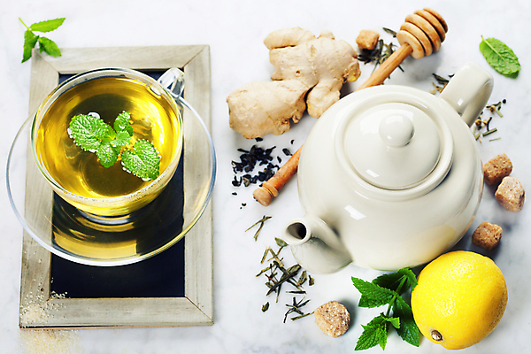 포토 JPG 해외이미지 액자 실내 사람없음 도자기 찻잔 찻주전자 레몬 흰배경 생강 허니디퍼 해외202004 해외포토 백그라운드 채소 과일 주전자 잔 내부 흰색 도구 파일형식