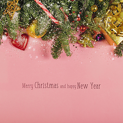 포토 JPG 해외이미지 별 잎 크리스마스장식 크리스마스 크리스마스용품 실내 타이포그라피 사람없음 선물상자 하트 지팡이사탕 오너먼트 카피스페이스 크리스마스배경 분홍색배경 해외202004 해외포토 자연요소 모양 식물 문자 기념일 분홍색 백그라운드 사탕 선물 내부 상자 공백 용품 파일형식