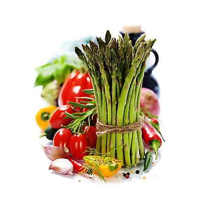 포토 JPG 해외이미지 방울토마토 고추 파프리카 실내 마늘 사람없음 다발 묶기 흰배경 아스파라거스 후추 노끈 로즈메리 해외202004 해외포토 줄 백그라운드 토마토 채소 모션 내부 흰색 허브 향신료 파일형식