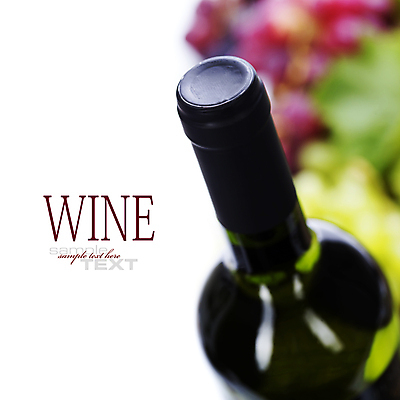 포토 JPG 해외이미지 포도 근접촬영 사람없음 아웃포커스 와인 와인병 흰배경 포도잎 카피스페이스 해외202004 해외포토 뷰포인트 백그라운드 잎 과일 병_용기 주류 촬영기법 공백 흰색 파일형식