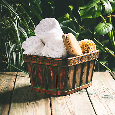 포토 JPG 해외이미지 잎 사람없음 수건 위생용품 바구니 담기 스파용품 아로마테라피 스펀지 브러쉬빗 해외202004 해외포토 식물 생활용품 모션 스파 오브젝트 테라피 파일형식