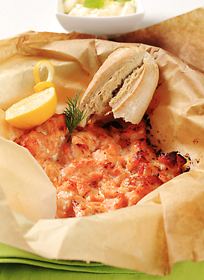 포토 JPG 해외이미지 음식 빵 건강 어류 사람없음 맛 굽기 레몬 준비 롤 연어 점심식사 송어 개조 해외202004 해외202105 해외포토 컨셉 과일 식사 수중동물 구이 파일형식