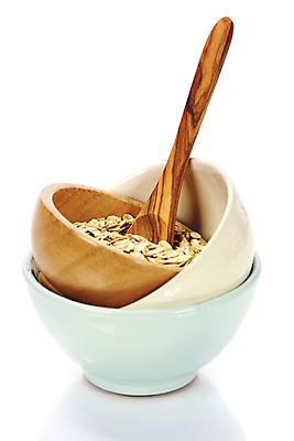 포토 JPG 해외이미지 그릇 실내 사람없음 쌓기 흰배경 나무숟가락 건강식 나무그릇 오트밀 슈퍼푸드 귀리 해외202004 해외포토 식기 음식 백그라운드 모션 곡류 내부 목재 숟가락 흰색 건강식품 파일형식