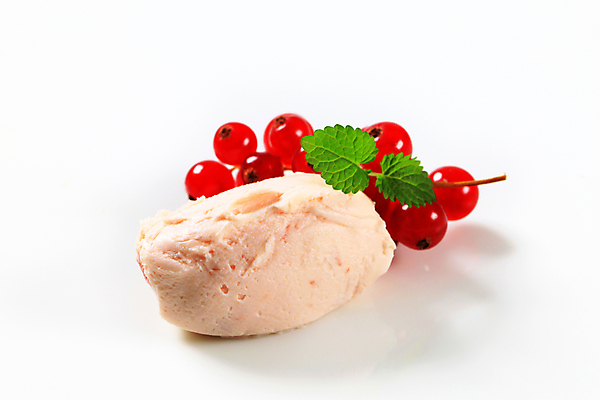 포토 JPG 해외이미지 스튜디오촬영 음식 분홍색 사람없음 펼침 국자 햄 무스 살라미 입가심 크림치즈 해외202004 해외202105 해외포토 컬러 모션 주방용품 치즈 실내 육류 파일형식