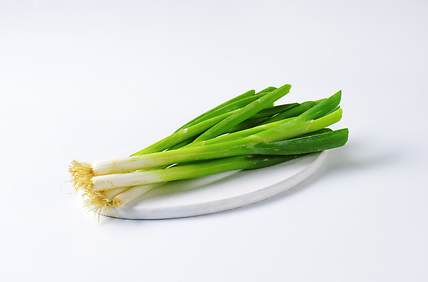 포토 JPG 해외이미지 스튜디오촬영 음식 채소 양파 건강 사람없음 신선 보따리 유기농 날것 파 숙성 샬롯 해외202004 해외202105 해외포토 웰빙 실내 파일형식