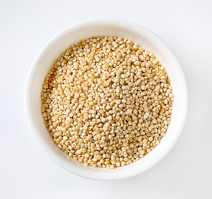 포토 JPG 해외이미지 스튜디오촬영 음식 재료 건조 건강 씨앗 사람없음 흰색 사발 낟알 알맹이 날것 머리위 생식 퀴노아 슈퍼푸드 해외202004 해외202105 해외포토 식물 컬러 곡류 실내 사기그릇 건강식품 파일형식