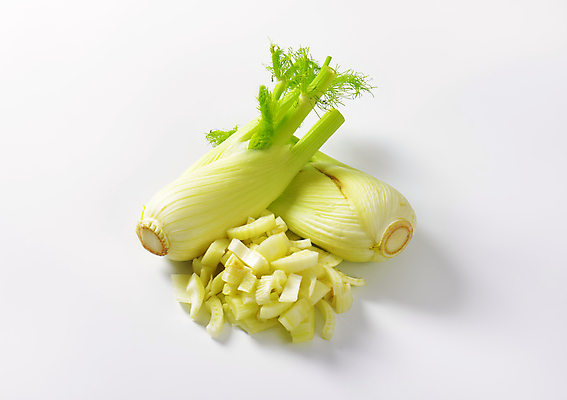 포토 JPG 해외이미지 스튜디오촬영 줄기 잎 채소 재료 전구 건강 사람없음 초록색 신선 흰배경 유기농 날것 숙성 회향 개조 해외202004 해외202105 해외포토 식물 웰빙 컬러 백그라운드 실내 흰색 파일형식