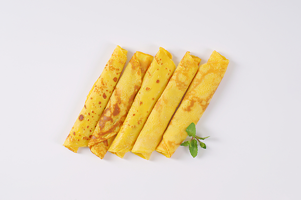 포토 JPG 해외이미지 실내 사람없음 하이앵글 달콤 흰배경 말이 크레이프 해외202004 해외202105 해외포토 뷰포인트 백그라운드 디저트 내부 흰색 맛 파일형식