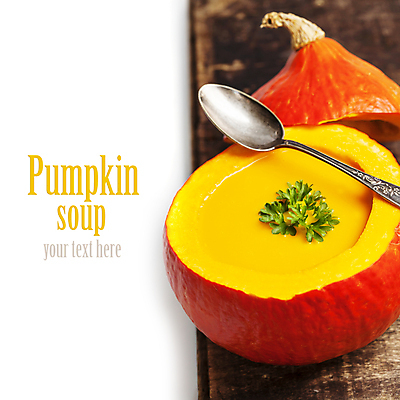 포토 JPG 해외이미지 스튜디오촬영 호박 실내 사람없음 아웃포커스 숟가락 나무도마 단호박수프 해외202004 해외포토 채소 도마 촬영기법 수저 내부 목재 수프 파일형식