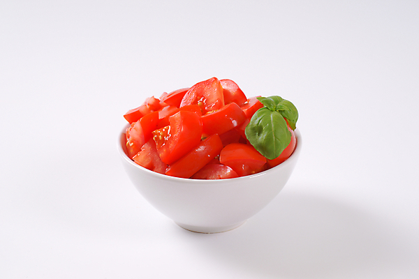 포토 JPG 해외이미지 스튜디오촬영 음식 조각 토마토 채소 재료 부분 건강 사람없음 빨간색 빛 쌓기 흰색 신선 그룹 사발 자르기 가득함 흰배경 유기농 날것 국산 흙더미 숙성 해외202004 해외202105 해외포토 웰빙 컬러 모션 실내 흙 사기그릇 파일형식 더미 그릇 내부 식기