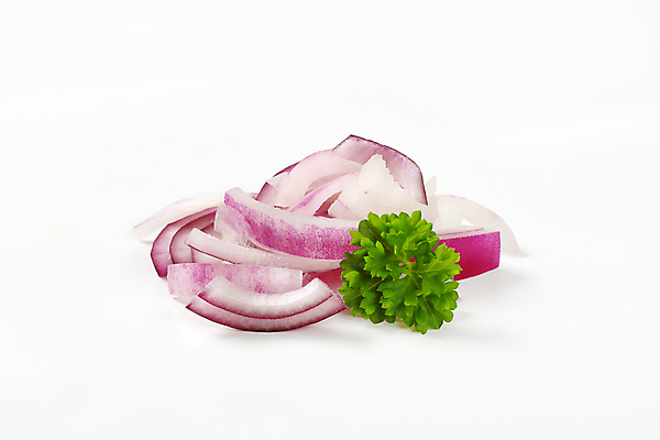 포토 JPG 해외이미지 스튜디오촬영 음식 채소 재료 양파 건강 사람없음 신선 자르기 유기농 날것 슬라이스 흙더미 적양파 개조 해외202004 해외202105 해외포토 웰빙 모션 실내 흙 파일형식 더미