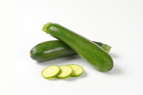 포토 JPG 해외이미지 스튜디오촬영 음식 조각 채소 호박 사람없음 초록색 농작물 신선 그룹 흰배경 날것 국산 스쿼시 흙더미 숙성 주키니 해외202004 해외202105 해외포토 스포츠 컬러 백그라운드 농업 실내 구기 흙 흰색 파일형식 더미