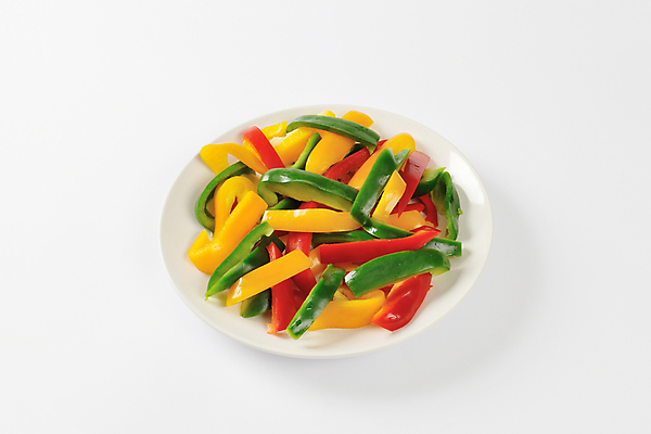 포토 JPG 해외이미지 스튜디오촬영 음식 조각 채소 고추 종류 사람없음 샐러드 신선 유기농 날것 삼색 섞기 숙성 해외202004 해외202105 해외포토 웰빙 실내 파일형식