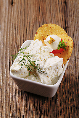 포토 JPG 해외이미지 접시 음식 치즈 유제품 사람없음 목재 신선 채식주의자 페타치즈 해외202004 해외202105 해외포토 나무 식기 재료 채식 파일형식