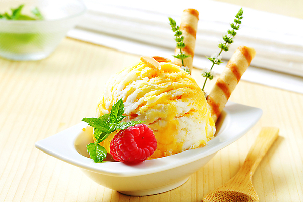 포토 JPG 해외이미지 아이스크림 디저트 사람없음 산딸기 해외202004 해외202105 망고아이스크림 해외포토 음식 과일 파일형식