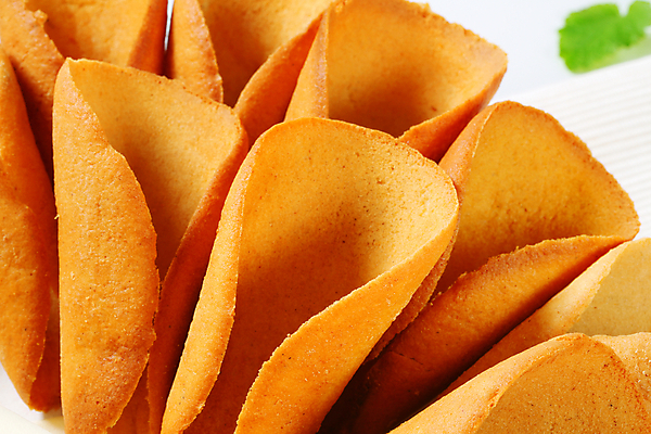 포토 JPG 해외이미지 음식 디저트 사람없음 쿠키 과자 달콤 묘사 꿀 원뿔 시나몬 페스츄리 해외202004 해외202105 해외포토 도형 빵 맛 파일형식