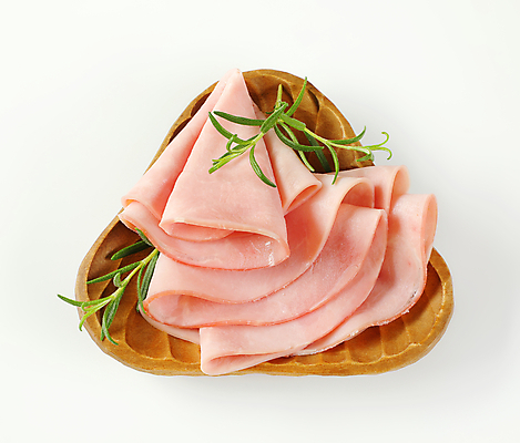 포토 JPG 해외이미지 스튜디오촬영 음식 분홍색 조각 육류 요리 사람없음 목재 나뭇가지 신선 사발 허브 향신료 흰배경 햄 머리위 로즈메리 훈제 얇은 접기 편육 해외202004 해외202105 해외포토 나무 식물 컬러 백그라운드 식재료 재료 모션 실내 흰색 사기그릇 향미료 파일형식