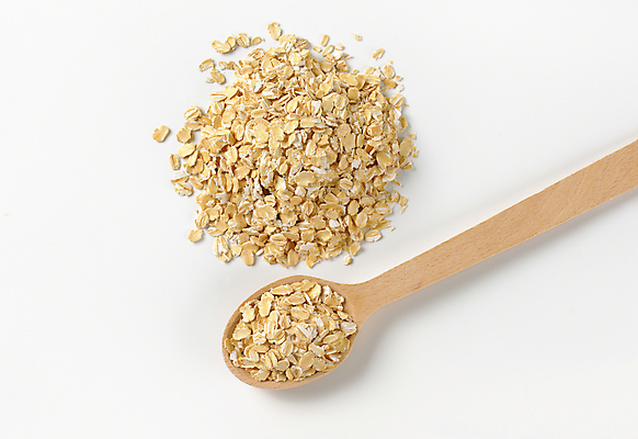 포토 JPG 해외이미지 스튜디오촬영 음식 조각 재료 건조 건강 사람없음 목재 쌓기 숟가락 신선 아침식사 시리얼 흰배경 유기농 날것 머리위 섬유 흙더미 내추럴 뮤즐리 오트밀 통밀 귀리 해외202004 해외202105 해외포토 나무 웰빙 백그라운드 모션 곡류 수저 실내 식사 흙 흰색 직물 밀 파일형식 더미