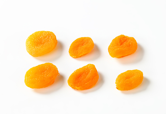 포토 JPG 해외이미지 실내 사람없음 흰배경 건과일 살구 해외202004 해외202105 해외포토 백그라운드 과일 건조 내부 흰색 파일형식