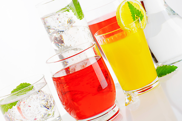 포토 JPG 해외이미지 스튜디오촬영 잔 실내 사람없음 얼음 과일주스 오렌지주스 흰배경 해외202004 해외202105 해외포토 자연요소 식기 백그라운드 과일 내부 주스 흰색 파일형식