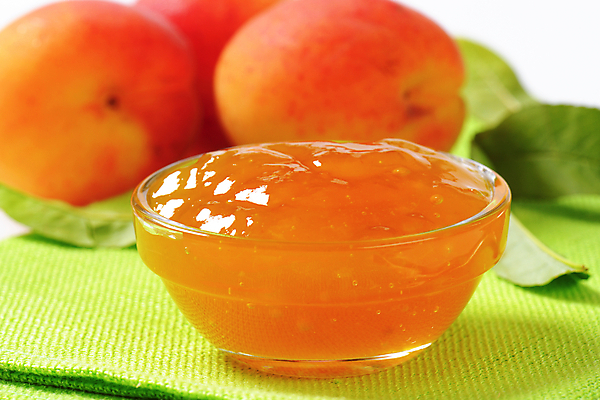 포토 JPG 해외이미지 잎 실내 사람없음 식탁보 유리그릇 과일잼 살구 살구잼 해외202004 해외202105 해외포토 식물 그릇 과일 유리 내부 잼 파일형식