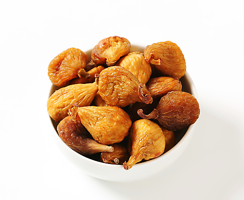 포토 JPG 해외이미지 그릇 실내 사람없음 흰배경 건과일 무화과 해외202004 해외202105 해외포토 식기 백그라운드 과일 건조 내부 흰색 파일형식