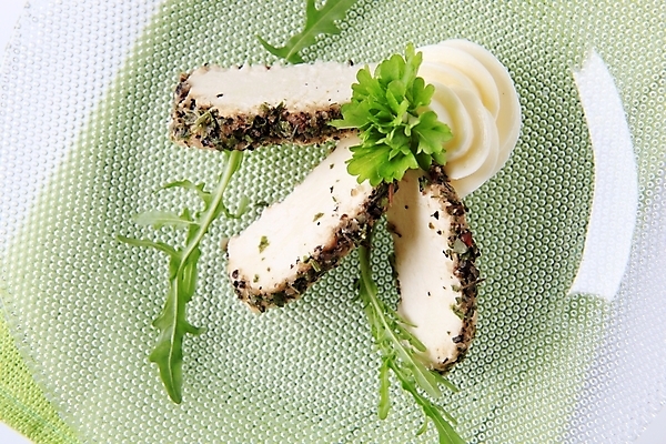 포토 JPG 해외이미지 접시 음식 조각 치즈 유제품 사람없음 펼침 애피타이저 허브 향신료 머리위 버터 해외202004 해외202105 해외포토 식물 식기 모션 향미료 파일형식