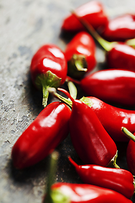 포토 JPG 해외이미지 식재료 회색배경 사람없음 매움 홍고추 해외202004 해외포토 백그라운드 고추 회색 맛 파일형식