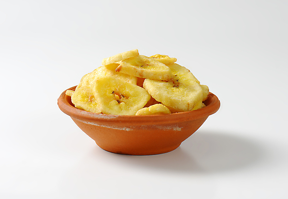 포토 JPG 해외이미지 바나나 실내 사람없음 달콤 흰배경 건과일 나무그릇 해외202004 해외202105 해외포토 그릇 백그라운드 과일 건조 내부 목재 흰색 맛 파일형식