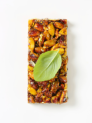 포토 JPG 해외이미지 스튜디오촬영 디저트 사탕 사람없음 견과류 대접 바 달콤 설탕 굽기 땅콩 머리위 시럽 충동구매 에너지바 피스타치오 해외202004 해외202105 해외포토 음식 실내 쇼핑 맛 구이 과소비 파일형식