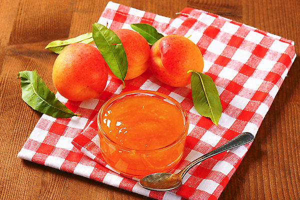 포토 JPG 해외이미지 잎 실내 사람없음 식탁보 체크무늬 유리그릇 과일잼 살구 살구잼 나무배경 해외202004 해외202105 해외포토 식물 그릇 백그라운드 무늬 과일 유리 내부 잼 파일형식