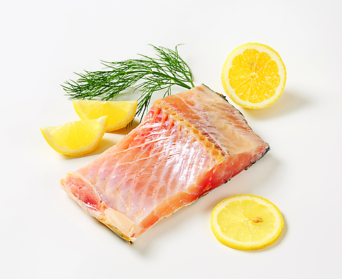 포토 JPG 해외이미지 스튜디오촬영 음식 조각 재료 건강 어류 사람없음 신선 자르기 레몬 흰배경 날것 잉어 딜 해외202004 해외202105 해외포토 백그라운드 과일 모션 실내 수중동물 흰색 파일형식