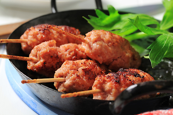 포토 JPG 해외이미지 실내 근접촬영 사람없음 냄비 미트볼 꼬치요리 해외202004 해외202105 해외포토 음식 뷰포인트 요리 내부 꼬치 솥 파일형식