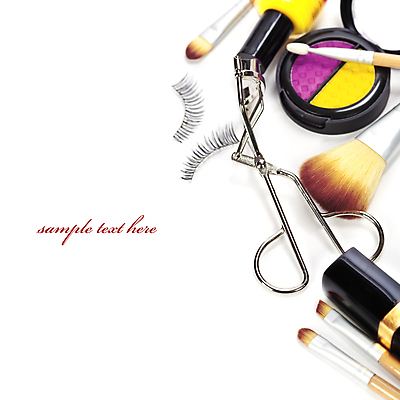 포토 JPG 해외이미지 실내 사람없음 뷰티 화장품 립스틱 화장용품 흰배경 매니큐어 아이섀도 뷰러 메이크업브러쉬 섀도우브러쉬 인조속눈썹 카피스페이스 해외202004 해외포토 백그라운드 내부 공백 흰색 붓 미용용품 속눈썹 파일형식