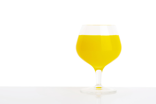 포토 JPG 해외이미지 스튜디오촬영 와인잔 실내 사람없음 오렌지주스 흰배경 해외202004 해외202105 해외포토 백그라운드 술잔 내부 흰색 과일주스 파일형식