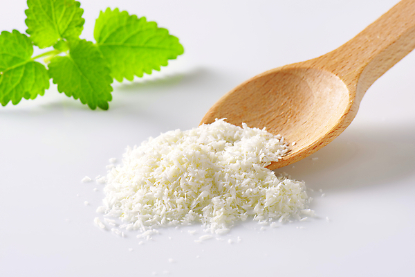 포토 JPG 해외이미지 잎 실내 사람없음 가루 흰배경 나무숟가락 해외202004 해외202105 코코넛과육 해외포토 식물 백그라운드 내부 숟가락 흰색 코코넛 과육 파일형식