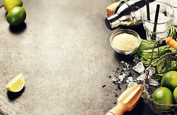 포토 JPG 해외이미지 그릇 회색배경 사람없음 바구니 얼음 설탕 민트 칵테일잔 라임 과즙기 모히토 쉐이커 카피스페이스 해외202004 해외포토 자연요소 식기 백그라운드 술잔 과일 공백 회색 칵테일 허브 파일형식