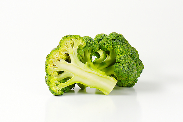 포토 JPG 해외이미지 스튜디오촬영 음식 채소 건강 사람없음 신선 횡단보도 브로콜리 흰배경 유기농 날것 생식 해외202004 해외202105 해외포토 웰빙 백그라운드 실내 흰색 보행로 파일형식