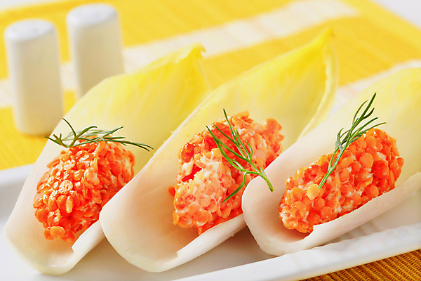 포토 JPG 해외이미지 식물 접시 음식 잎 채소 오렌지 건강 사람없음 빛 노란색 샐러드 흰색 맥박 배열 받침대 유기농 딜 채식주의자 타파스 비건 해외202004 해외202105 해외포토 식기 웰빙 컬러 과일 의학 애피타이저 채식 파일형식