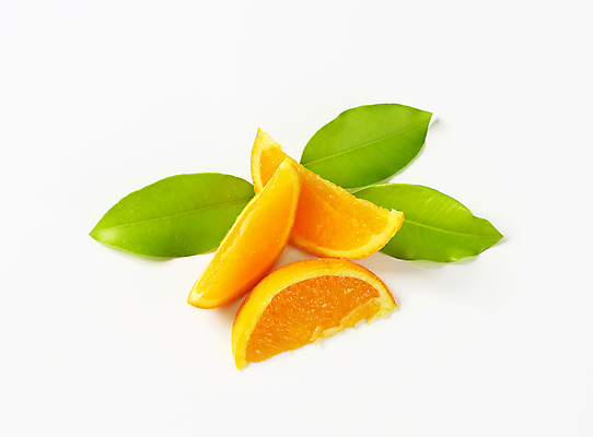 포토 JPG 해외이미지 스튜디오촬영 조각 잎 오렌지 사람없음 신선 흰배경 해외202004 해외202105 해외포토 식물 백그라운드 과일 실내 흰색 파일형식