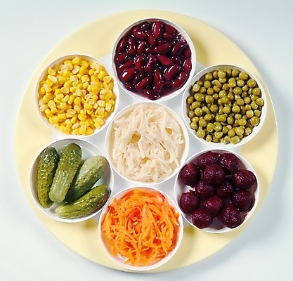 포토 JPG 해외이미지 음식 채소 반찬 콩 파슬리 건강 종류 옥수수 사람없음 빨간색 컬러풀 여러개 당근 사발 선택 정상 배열 완두콩 피클 머리위 모음 성분 통조림 반주 채식주의자 해외202004 해외202105 해외포토 컬러 다수 컨셉 곡류 뿌리채소 사기그릇 채식 절임 파일형식