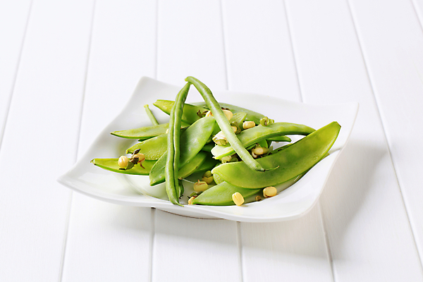 포토 JPG 해외이미지 스튜디오촬영 접시 음식 채소 콩 건강 사람없음 초록색 새싹 흰색 신선 유기농 완두콩 날것 정사각형 꼬투리 반주 백자 채식주의자 해외202004 해외202105 해외포토 도형 식물 식기 웰빙 컬러 곡류 실내 도자기 채식 파일형식