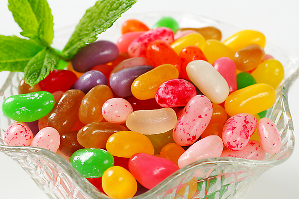 포토 JPG 해외이미지 스튜디오촬영 접시 사람없음 컬러풀 과자 여러개 달콤 담기 젤리 해외202004 해외202105 해외포토 식기 컬러 다수 모션 디저트 실내 맛 파일형식