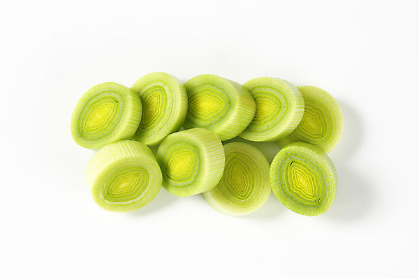 포토 JPG 해외이미지 스튜디오촬영 음식 줄기 채소 재료 건강 사람없음 신선 그룹 횡단보도 흰배경 유기농 날것 슬라이스 머리위 부추 생식 개조 해외202004 해외202105 해외포토 식물 웰빙 백그라운드 실내 흰색 보행로 파일형식