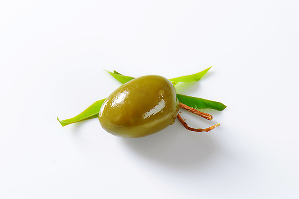 포토 JPG 해외이미지 스튜디오촬영 실내 사람없음 흰배경 올리브 올리브잎 올리브절임 해외202004 해외202105 해외포토 열매 백그라운드 잎 내부 흰색 절임 파일형식