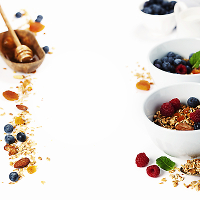 포토 JPG 해외이미지 그릇 곡류 실내 사람없음 숟가락 시리얼 흰배경 블루베리 산딸기 꿀 요거트 나무그릇 허니디퍼 카피스페이스 그래놀라 해외202004 해외포토 식기 음식 백그라운드 과일 유제품 수저 내부 목재 공백 흰색 도구 파일형식